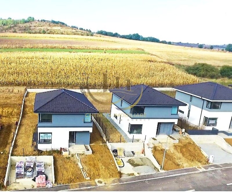Corusu, de vanzare casa in ansamblu rezidential, 120 mp.